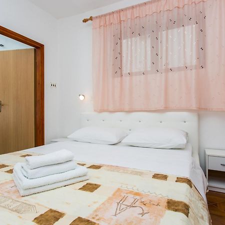 Apartments Luka 3 Baška Extérieur photo